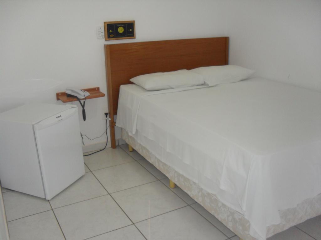 Hotel Beto Rocha Santa Fe do Sul Oda fotoğraf
